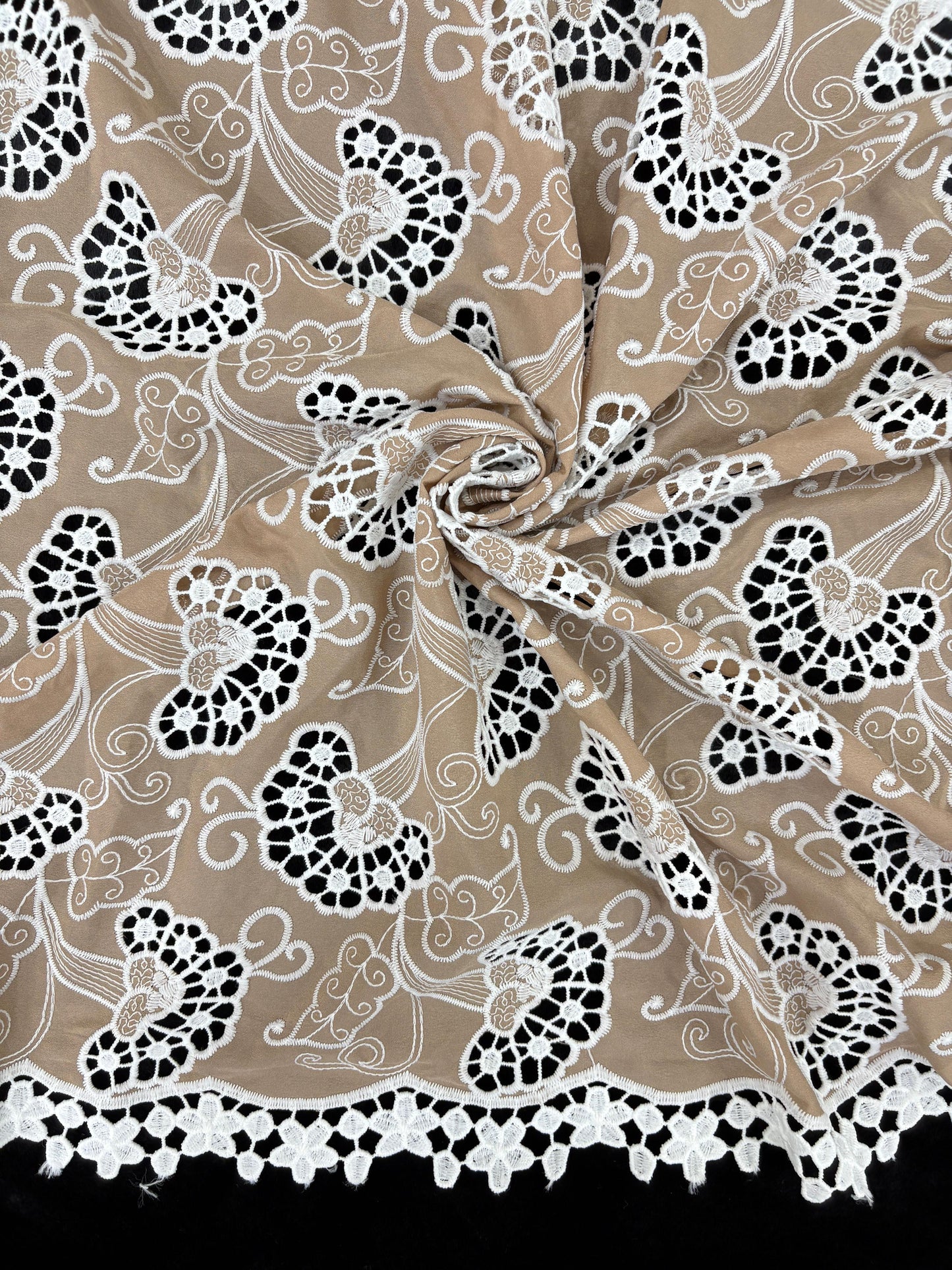 Flower Emroidery Cutwork DN3