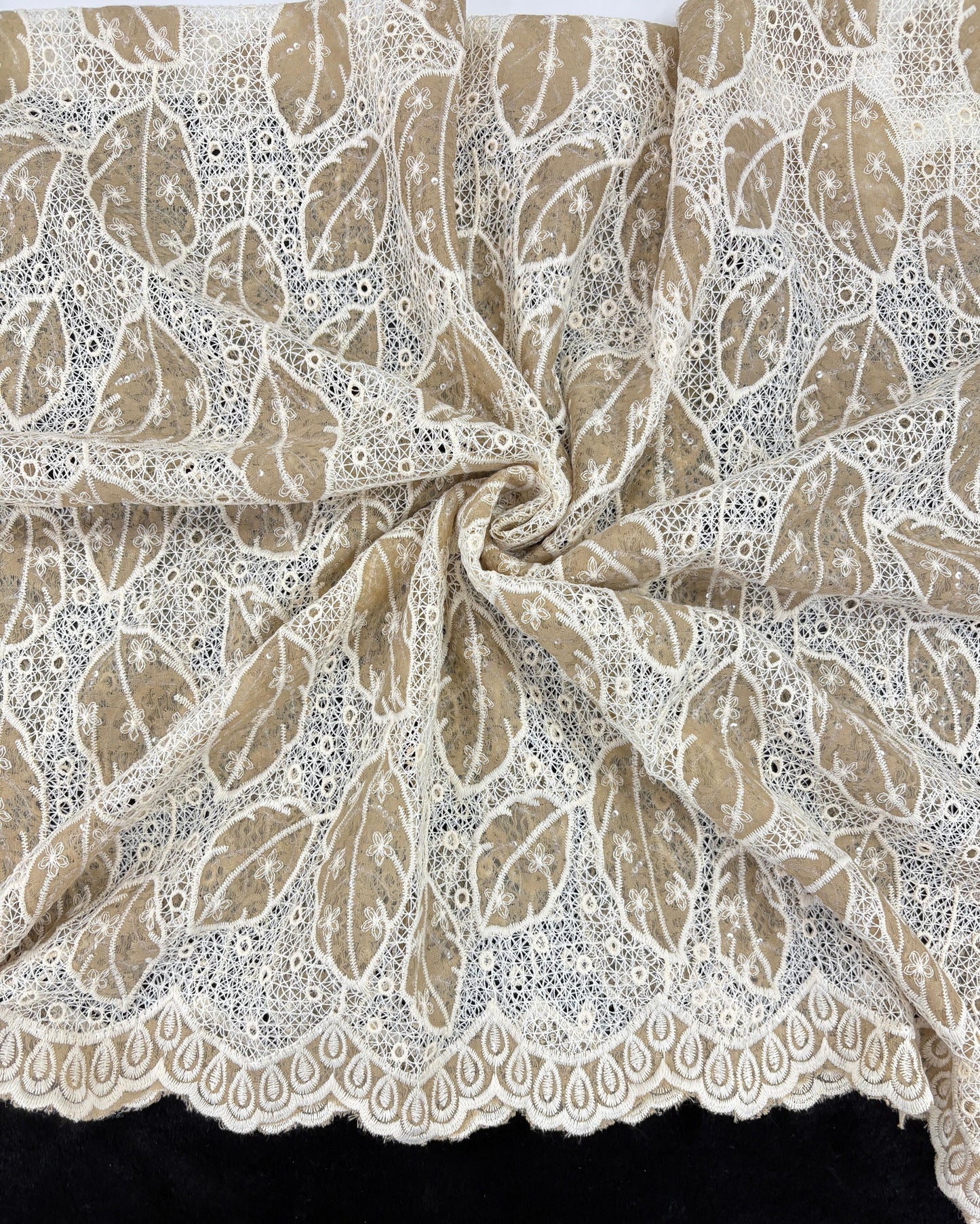 Leaf Embroidery With Seqin