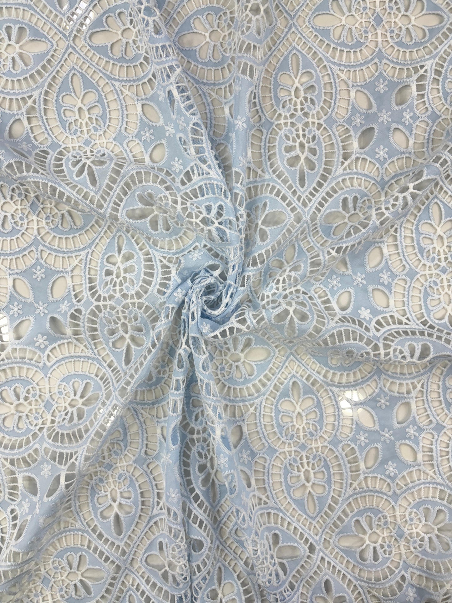 Crepe Cutwork (DN2)