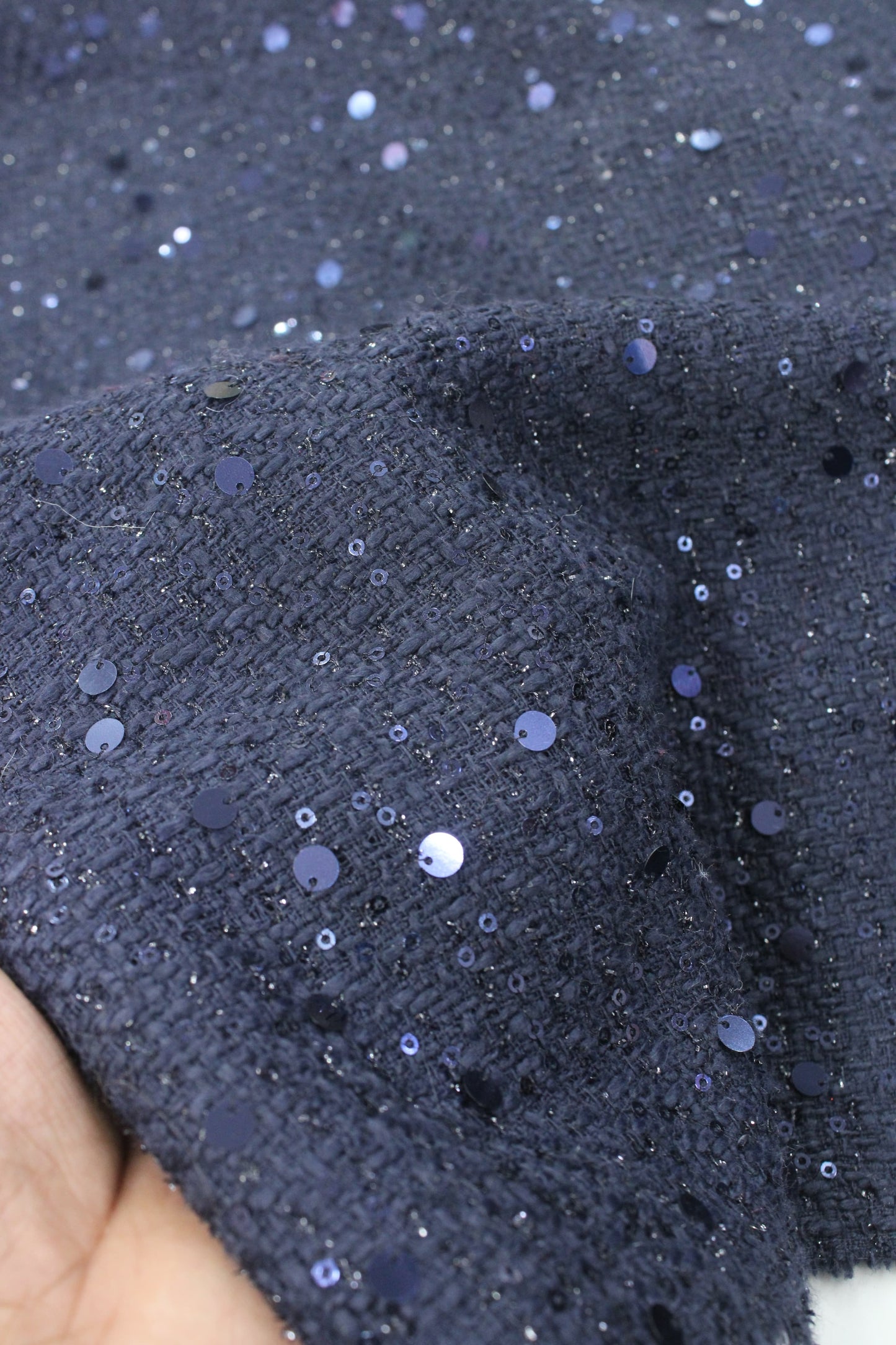 Tweed with matching sequence