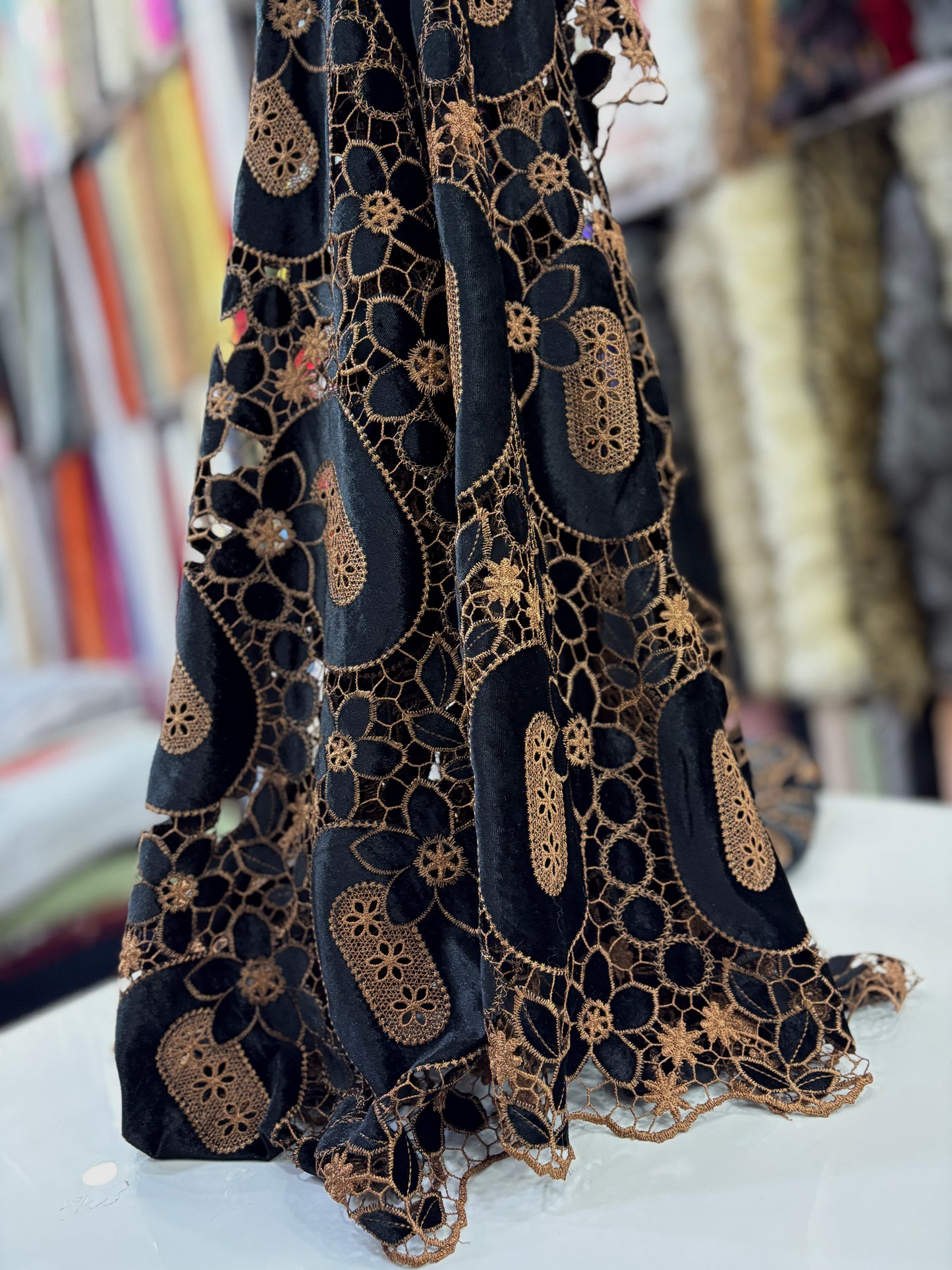 Velvet Cutwork with Border (DN2)