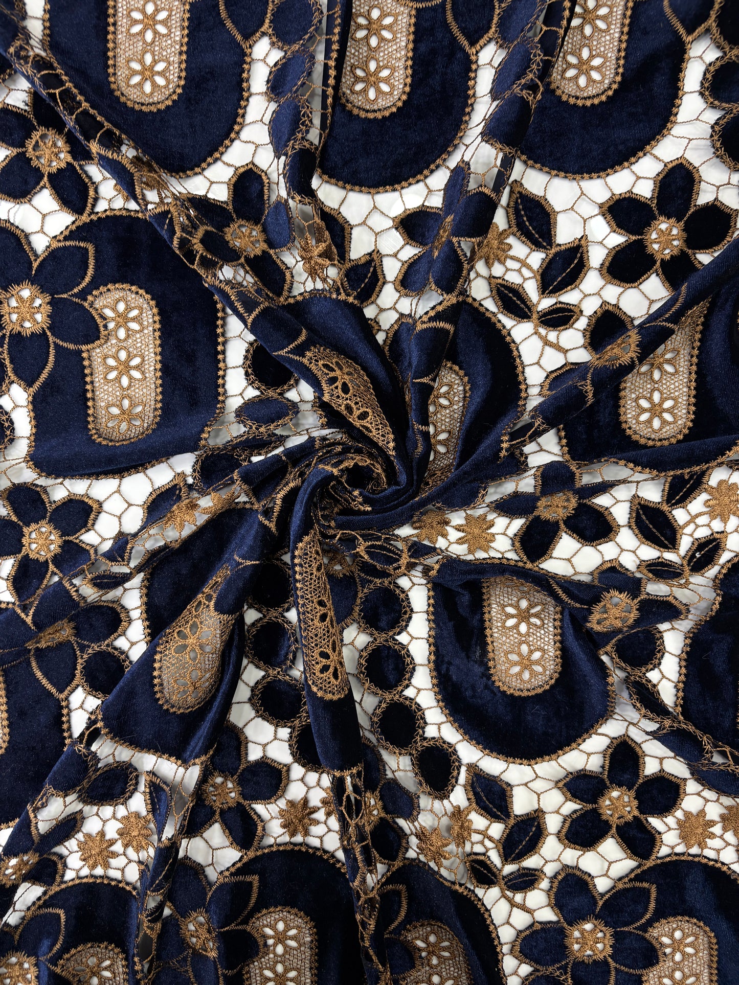 Velvet Cutwork with Border (DN2)