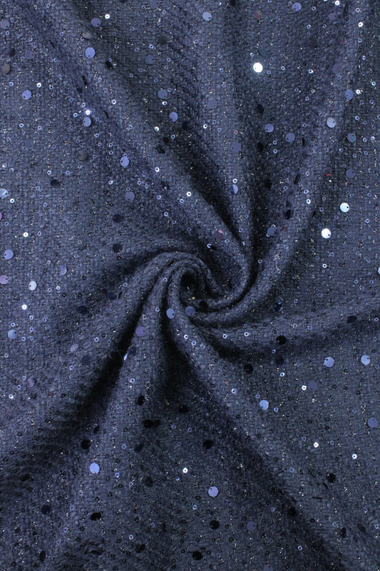 Tweed with matching sequence